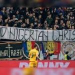Torcida da Romênia Clama por Fim do Genocídio de Cristãos na Nigéria