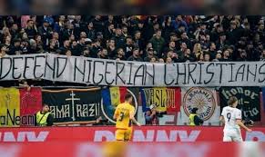 Torcida da Romênia Clama por Fim do Genocídio de Cristãos na Nigéria