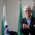 ROTARY CLUB DE CURITIBA RECEBE O SECRETÁRIO DE ESTADO DA FAZENDA PARA FALAR SOBRE O CENÁRIO ECONÔMICO DO PARANÁ