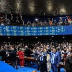 Aprovada a PEC do fim da escala 6×1 e trabalhador terá dois dias de folga por semana